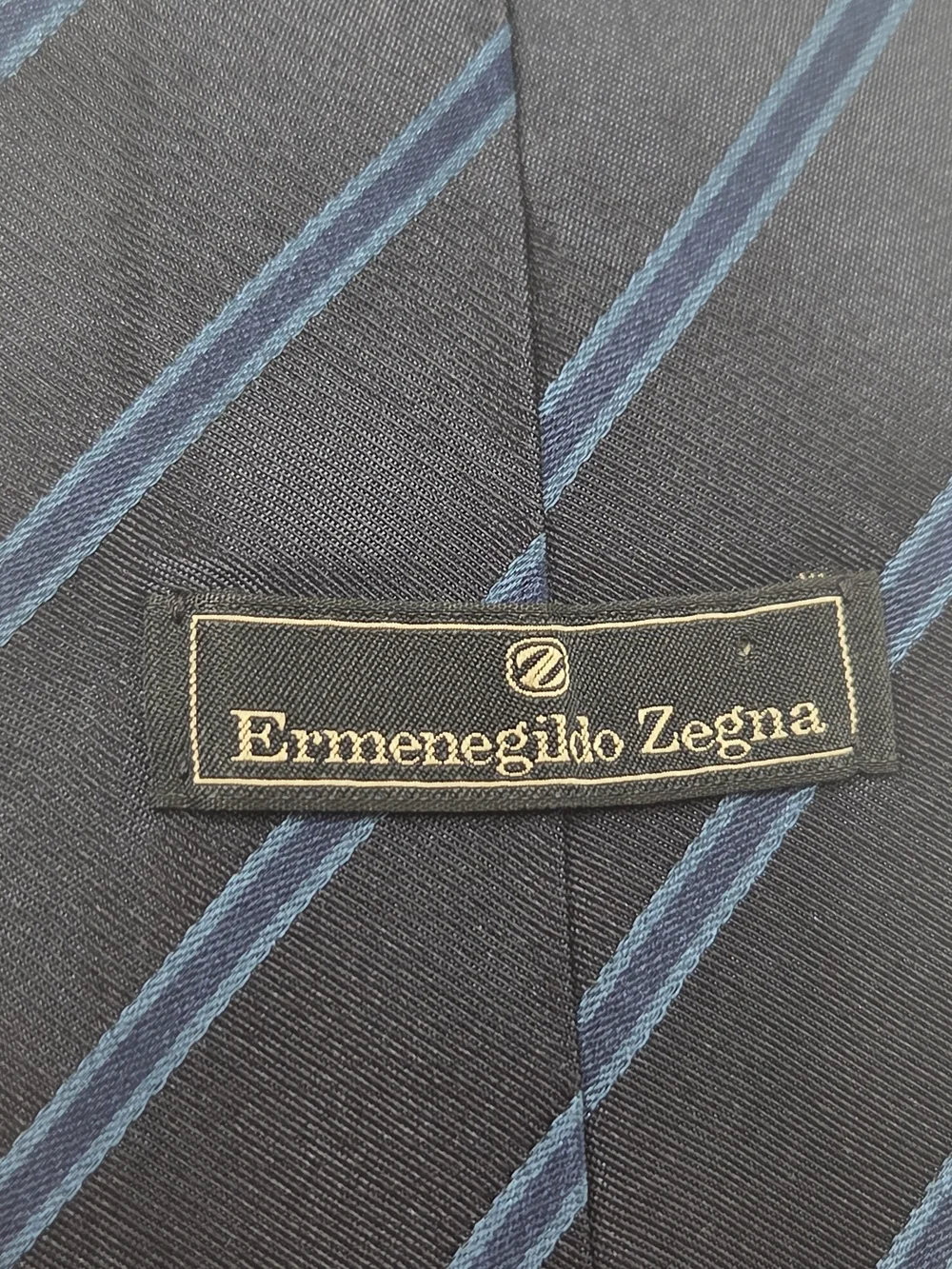 Ermenegildo Zegna Mens 100% Silk Black Tie with Blue Stripes XL 3.55x60.5